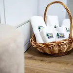 Apartma Pod Macesnom Apartment