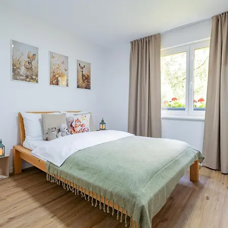 Apartma Pod Macesnom Apartman Jesenice