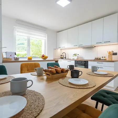 Apartma Pod Macesnom