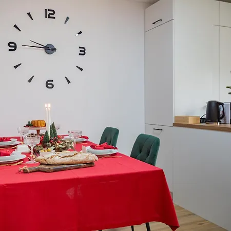 Apartma Pod Macesnom Apartman Jesenice