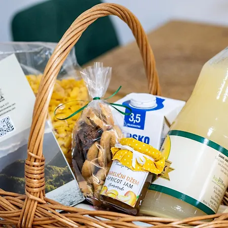 Apartma Pod Macesnom Jesenice