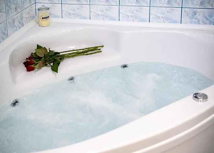 Apartma Pod Macesnom 예세니체